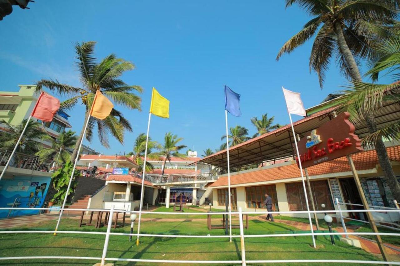 Seaface Beach Resort Kovalam Luaran gambar