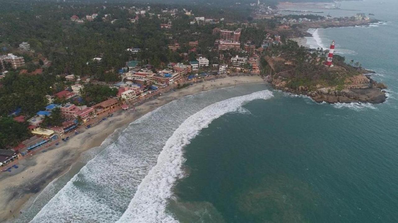 Seaface Beach Resort Kovalam Luaran gambar
